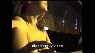 Oldblackguy kuthatha debbie flashing ze kwi-wonke